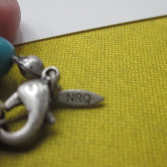 Acrylic Turquoise Beaded Necklace - Picture 4 of 4